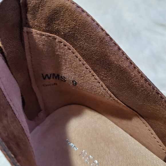 NWOT/Report Dion bootie - Picture 3 of 7